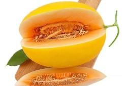 吃蜜瓜突然好苦